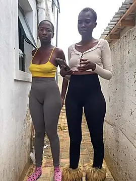 Snapshot of Melanin2002 chatting on 04.03.26 Melanin2002 online show from 04.03.26