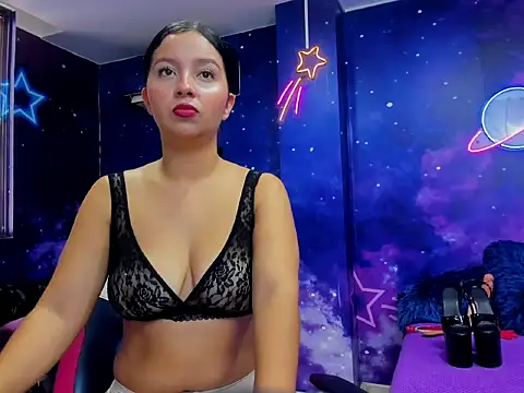 Thalia Cortea online show from 10.10.25