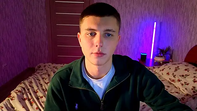 Denisx444 online show from 10.13.25