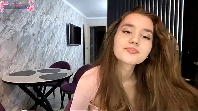 Anna Dominator online show from 10.02.25