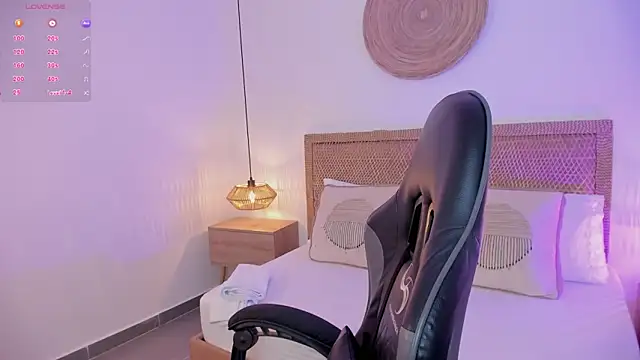 desireee  online show from 03.31.26