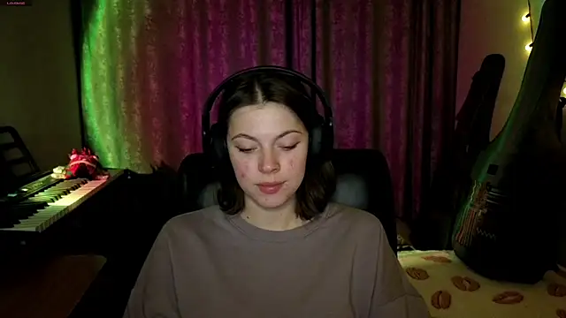 CutieAnny online show from 04.09.26