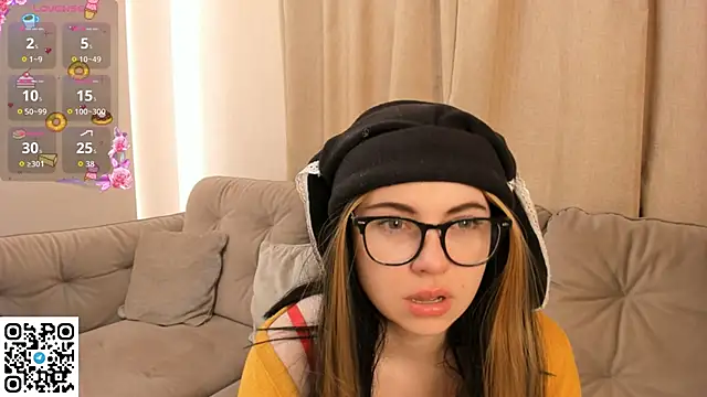 EvaBlimey online show from 10.30.25