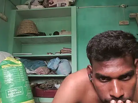 Snapshot of Tamilgud23 chatting on 10.20.25 Tamilgud23 online show from 10.20.25