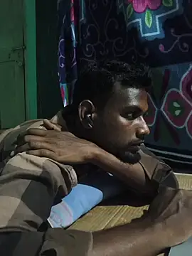 Snapshot of Tamilgud23 chatting on 12.02.25 Tamilgud23 online show from 12.02.25