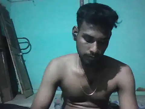 Snapshot of Tamilgud23 chatting on 12.17.25 Tamilgud23 online show from 12.17.25