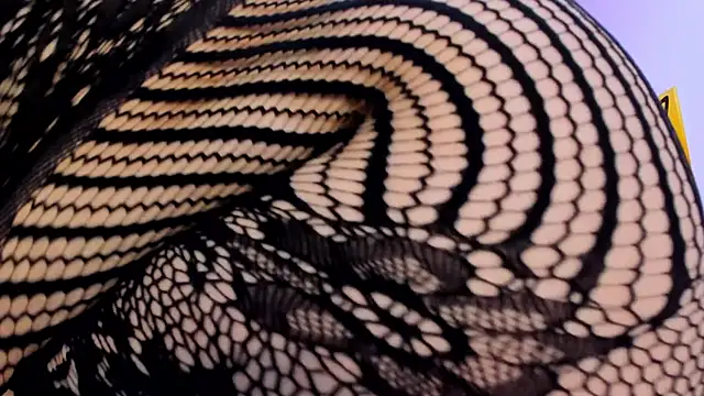 Snapshot of Candy_horny6 chatting on 12.15.25 Candy horny6 online show from 12.15.25