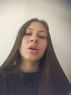 Layla fontainex x online show from 06.04.26