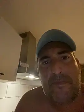 Sacrecoquine1613 online show from 04.21.26