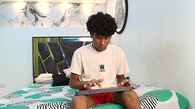 LONDON BOYS1 online show from 10.21.25