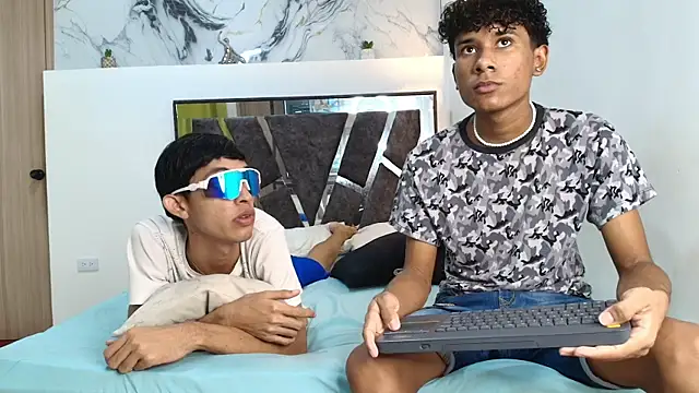 LONDON BOYS1 online show from 11.09.25