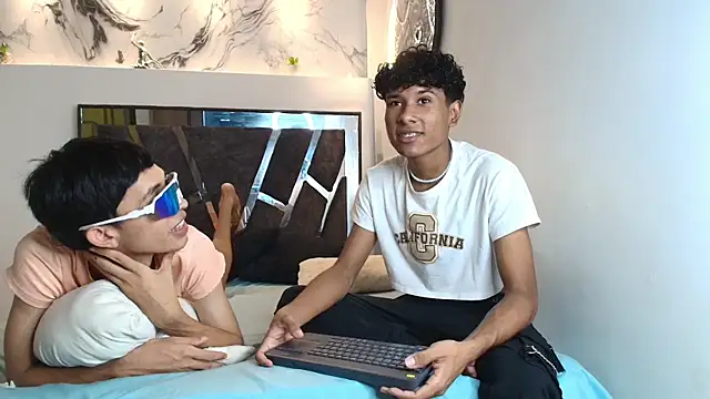 LONDON BOYS1 online show from 11.11.25