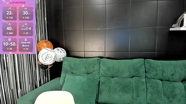 Bonnie cosmic online show from 10.11.25