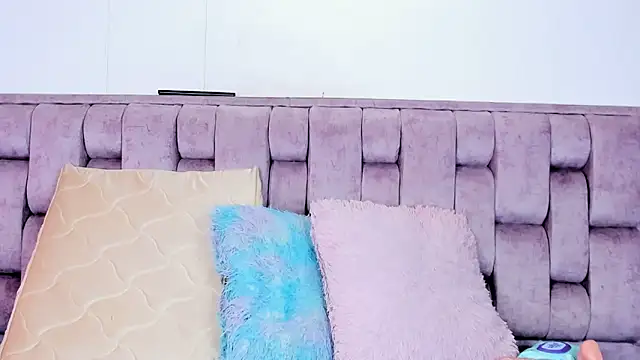 Alexa-Hunter online show from 03.15.26