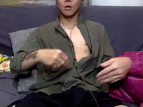 Snapshot of Zzchu chatting on 09.16.25 Zzchu online show from 09.16.25