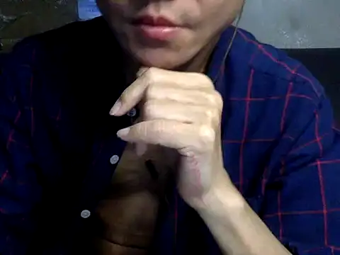 Snapshot of Zzchu chatting on 09.18.25 Zzchu online show from 09.18.25