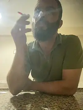 Snapshot of banuemre28 chatting on 06.23.26 banuemre28 online show from 06.23.26