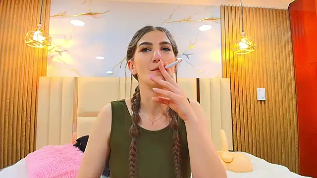 Dafne castro  online show from 05.15.26