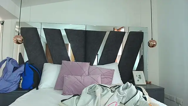 alaska  williams   online show from 11.23.25