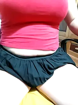 Snapshot of Tasu774 chatting on 09.13.25 Tasu774 online show from 09.13.25