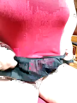 Snapshot of Tasu774 chatting on 09.30.25 Tasu774 online show from 09.30.25