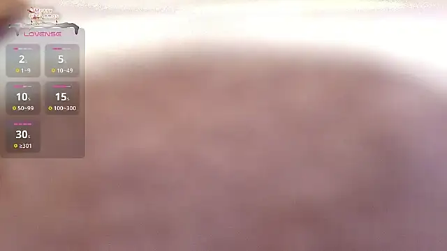 emycarver09 online show from 11.10.25