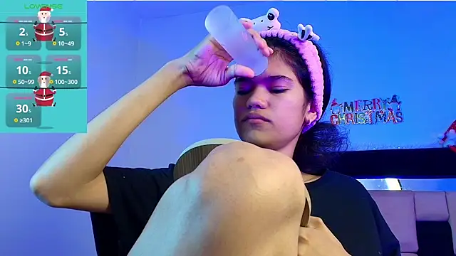 emycarver09 online show from 01.09.26