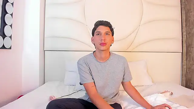 axel alvareez online show from 09.26.25