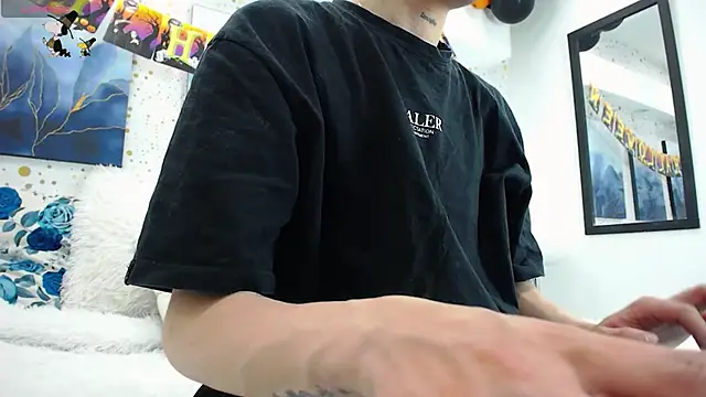 ArianaSantana online show from 11.03.25