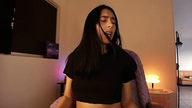 violethun  online show from 10.19.25