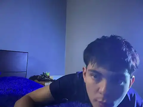 ivy xo online show from 09.13.25