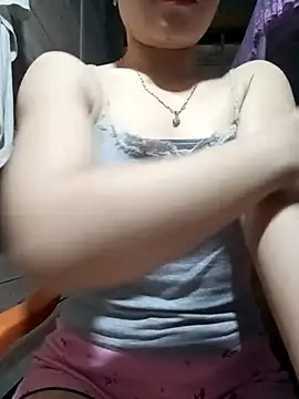 LucyyLy online show from 03.27.26