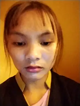Snapshot of Senh_xxx chatting on 09.27.25 Senh xxx online show from 09.27.25