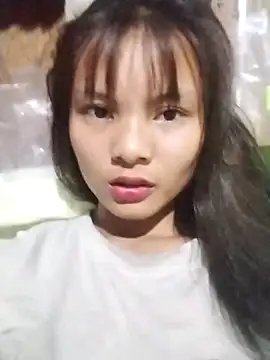 Snapshot of Senh_xxx chatting on 10.08.25 Senh xxx online show from 10.08.25