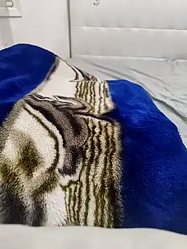 Snapshot of Yazaza1999 chatting on 10.04.25 Yazaza1999 online show from 10.04.25