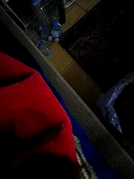 Snapshot of Yazaza1999 chatting on 12.15.25 Yazaza1999 online show from 12.15.25