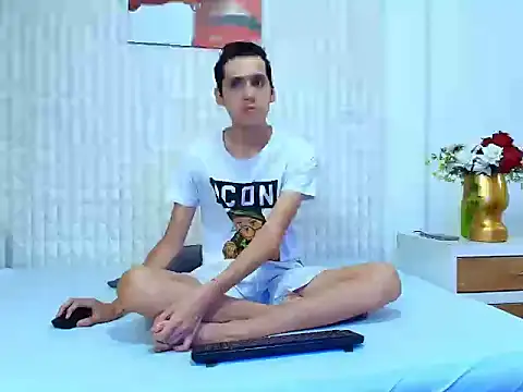 LuigiMarchetti online show from 10.03.25