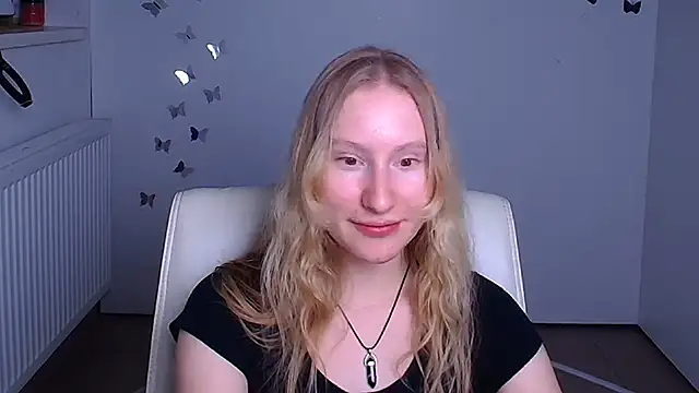 Elizabeth Kissa online show from 09.13.25