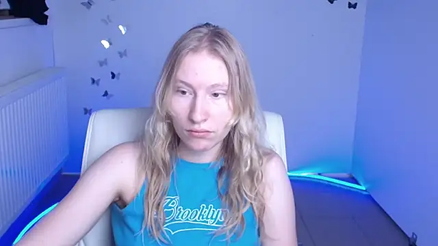 Elizabeth Kissa online show from 09.21.25