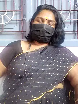 Snapshot of Tamil_Azhaghi25 chatting on 05.17.26 Tamil Azhaghi25 online show from 05.17.26