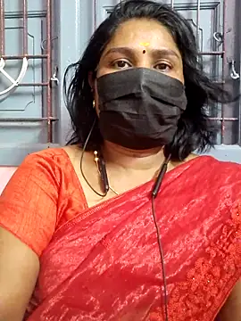 Snapshot of Tamil_Azhaghi25 chatting on 05.19.26 Tamil Azhaghi25 online show from 05.19.26