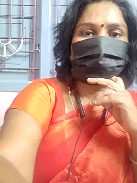 Snapshot of Tamil_Azhaghi25 chatting on 05.21.26 Tamil Azhaghi25 online show from 05.21.26