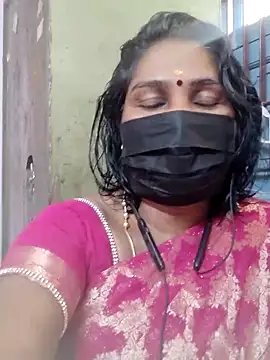 Snapshot of Tamil_Azhaghi25 chatting on 05.23.26 Tamil Azhaghi25 online show from 05.23.26