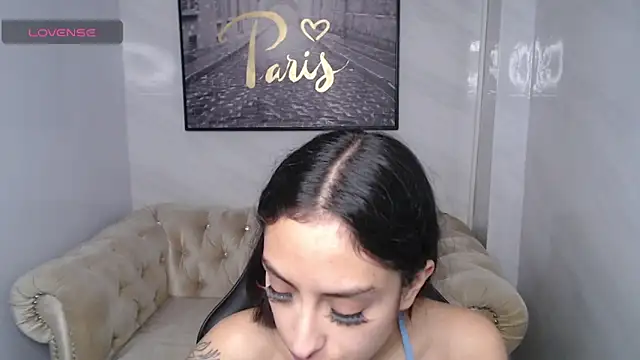 Tifany v online show from 11.21.25