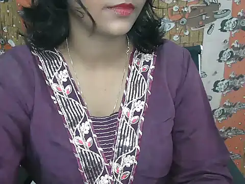 Hott Noor online show from 10.14.25