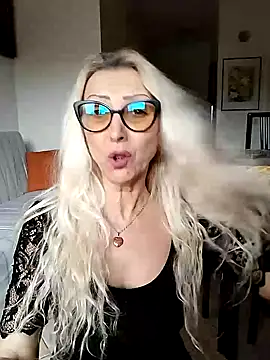 Snapshot of _sexyBLONDE46_ chatting on 02.04.26 sexyBLONDE46 online show from 02.04.26