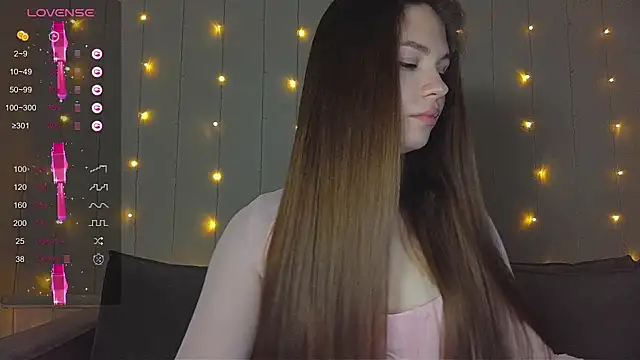 Snapshot of nature_starlight chatting on 11.04.25 nature starlight online show from 11.04.25