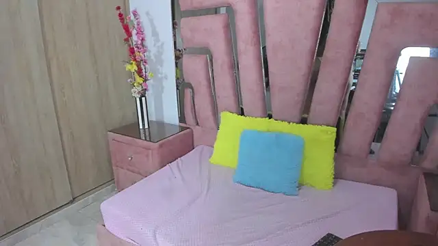 MaraKarly online show from 04.09.26