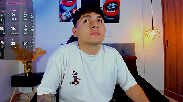 Nicolas James Sc online show from 11.12.25