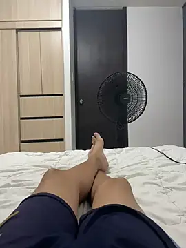 regina mills milk online show from 10.12.25